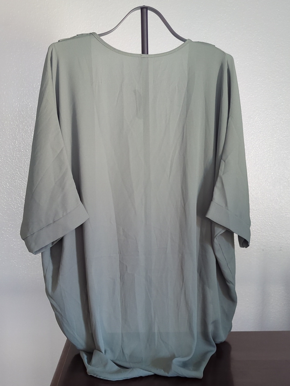 Haute Fox Cozy Fox Sheer Cardigan in Green Size 1X - Picture 2 of 3